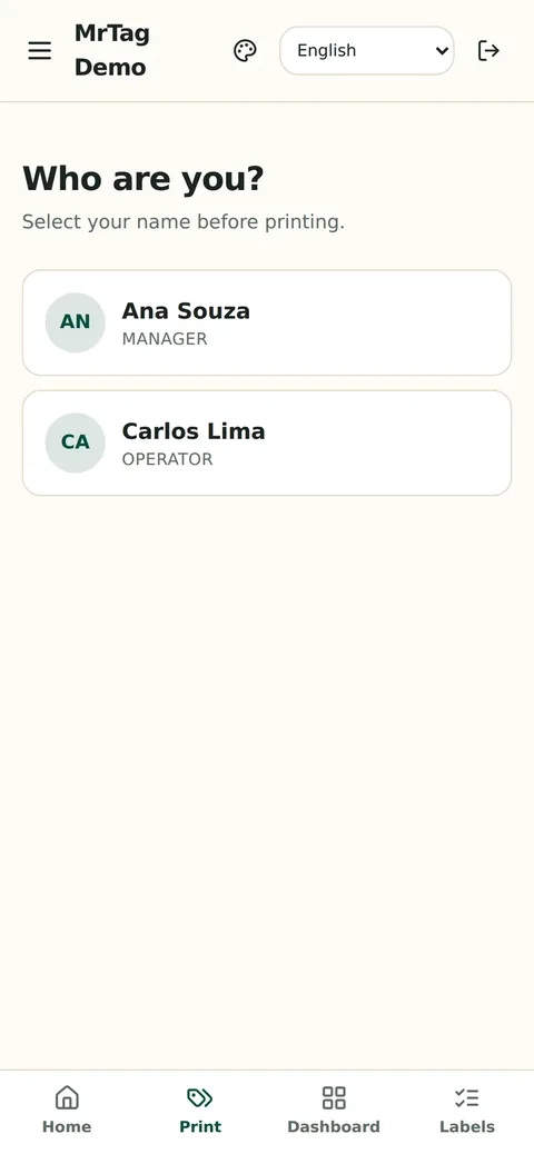 Operator selection screen before printing on a phone
